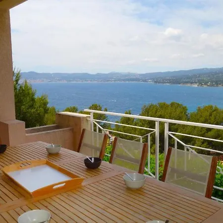 Feriehus Sleeps 10 Pool Wifi