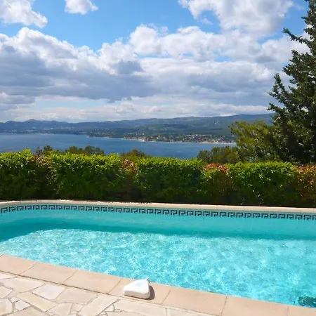 Feriehus Sleeps 10 Pool Wifi