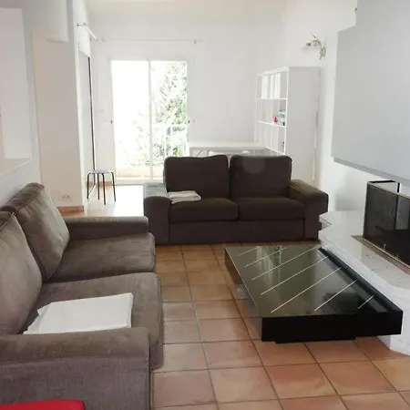 Feriehus Sleeps 10 Pool Wifi *