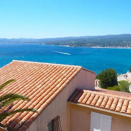 Feriehus Sleeps 10 Pool Wifi Les Lecques